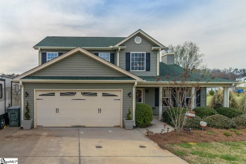 Property image 2 at 108 Countryglen Court, Greer, SC 29651