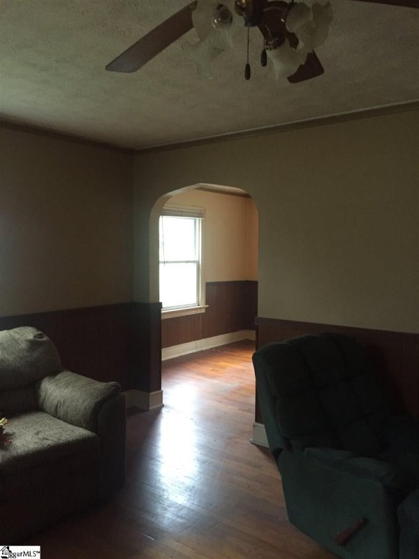 Property image 2 at 904 N Franklin Road, Greenville, SC 29617