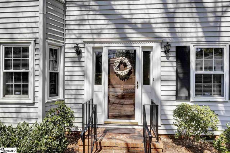 Property image 3 at 9 Garraux Street, Greenville, SC 29609