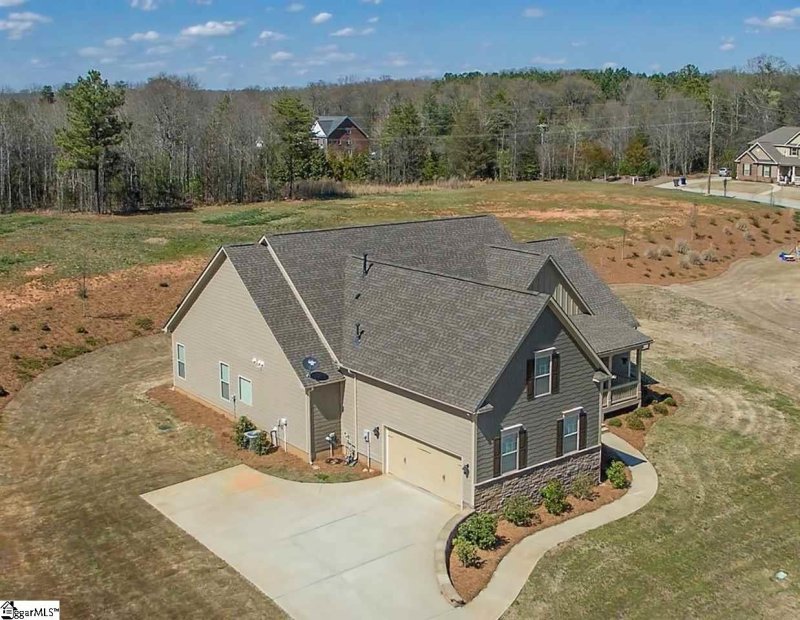 Property image 3 at 14 Latherton Court, Greenville, SC 29607