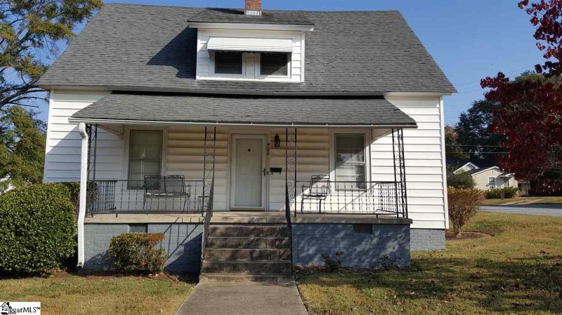 Property image 2 at 400 Connecticut Avenue, Greer, SC 29651