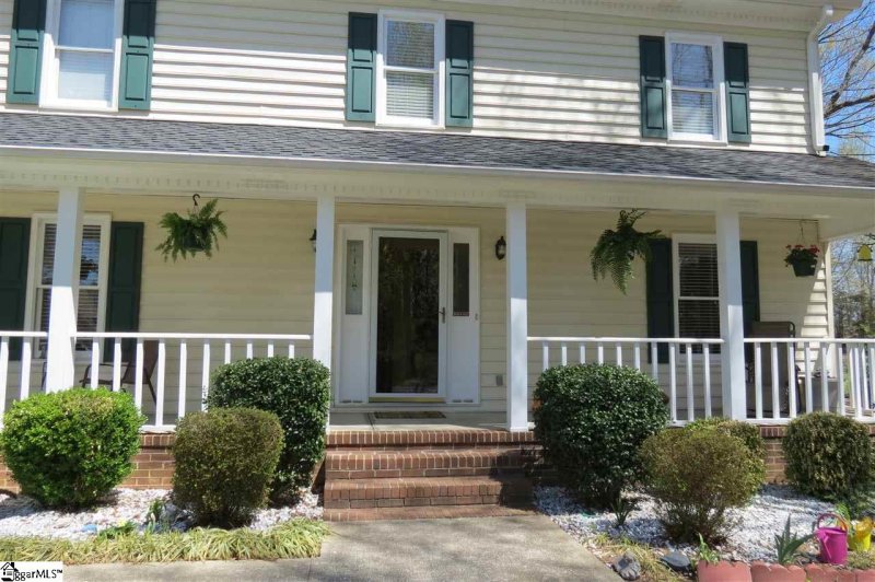 Property image 2 at 104 Wappoo Lane, Taylors, SC 29687