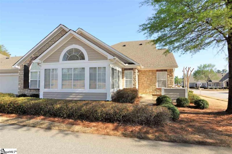 Property image 2 at 113 Ravines Lane, Spartanburg, SC 29301