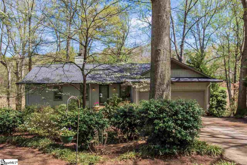 Property image 3 at 409 Camelot Drive, Simpsonville, SC 29681