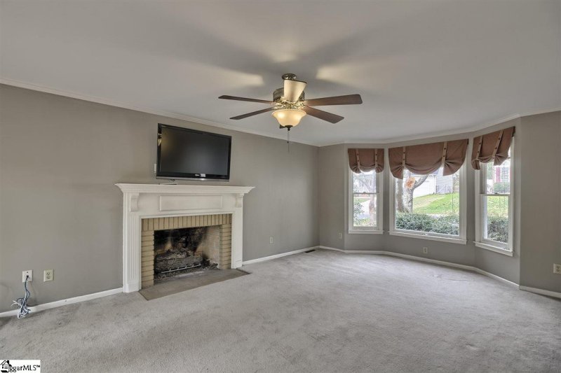 Property image 5 at 124 Legrae Lane, Taylors, SC 29687