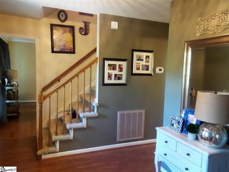 Property image 5 at 60 White Oak Court, Inman, SC 29349