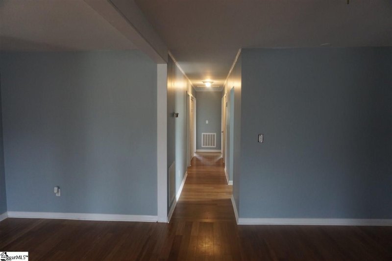 Property image 5 at 205 Mistletoe Drive, Greenville, SC 29617