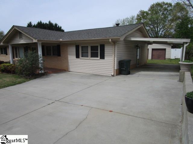 Property image 3 at 8 Lenhardt Road, Greenville, SC 29611