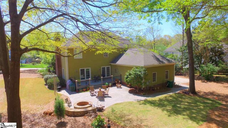 Property image 2 at 303 Summerplace Way, Greer, SC 29650