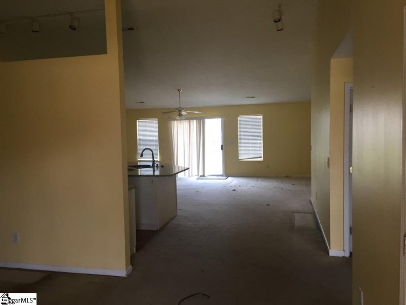 Property image 4 at 4 Wake Forest Way, Mauldin, SC 29662