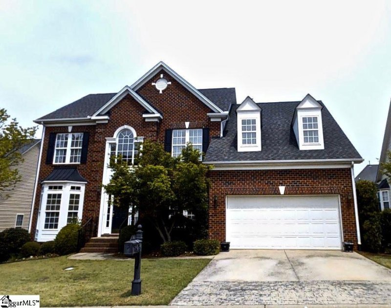 5 Creedmoor Drive