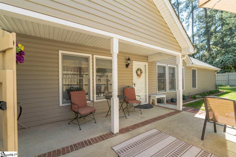 Property image 5 at 106 Londonberry Drive, Anderson, SC 29621-1038