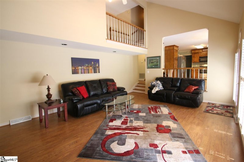 Property image 3 at 507 Ashbrook Way, Spartanburg, SC 29301