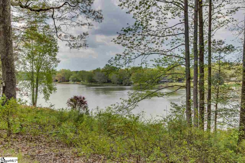 Property image 2 at 335 Shadowmere Drive, Pelzer, SC 29669