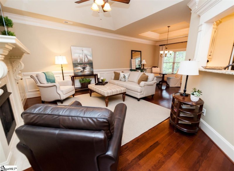 Property image 4 at 107 S Radcliff Way, Spartanburg, SC 29301