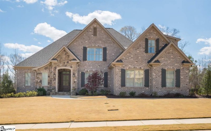 27 Maxwell Farm Drive