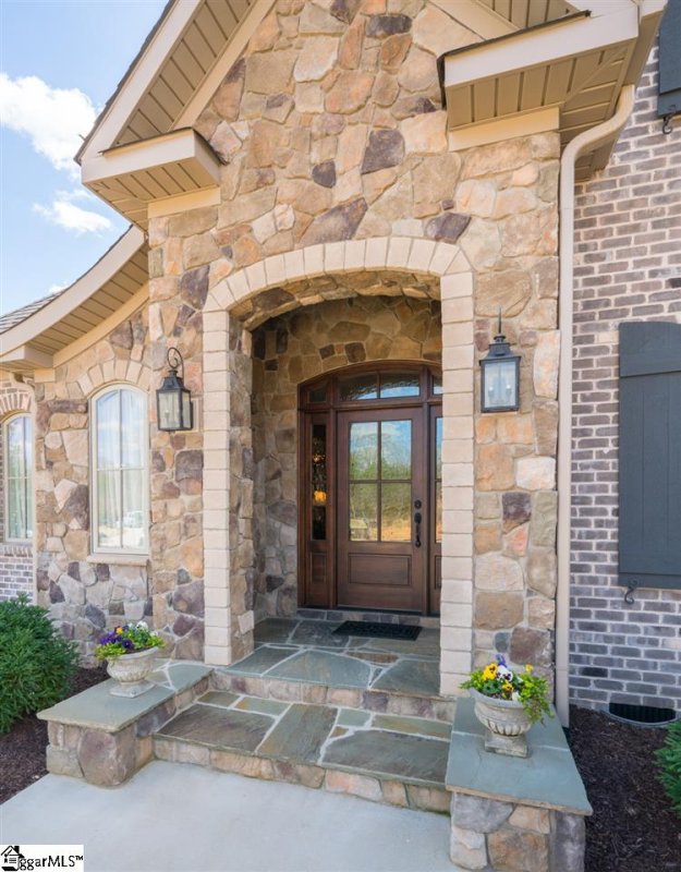 Property image 2 at 27 Maxwell Farm Drive, Simpsonville, SC 29681