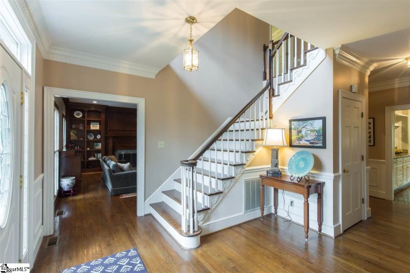 Property image 2 at 128 Sandpiper Lane, Greenville, SC 29607