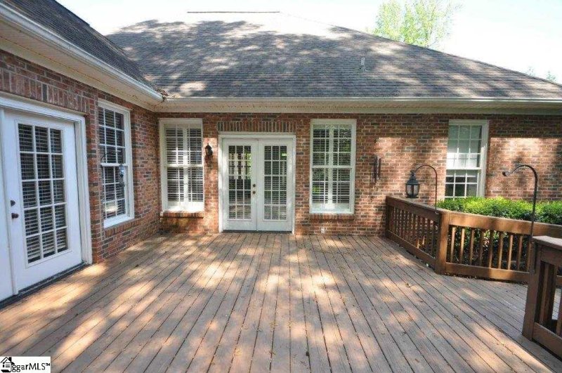 Property image 3 at 106 Sycamore Court, Spartanburg, SC 29302