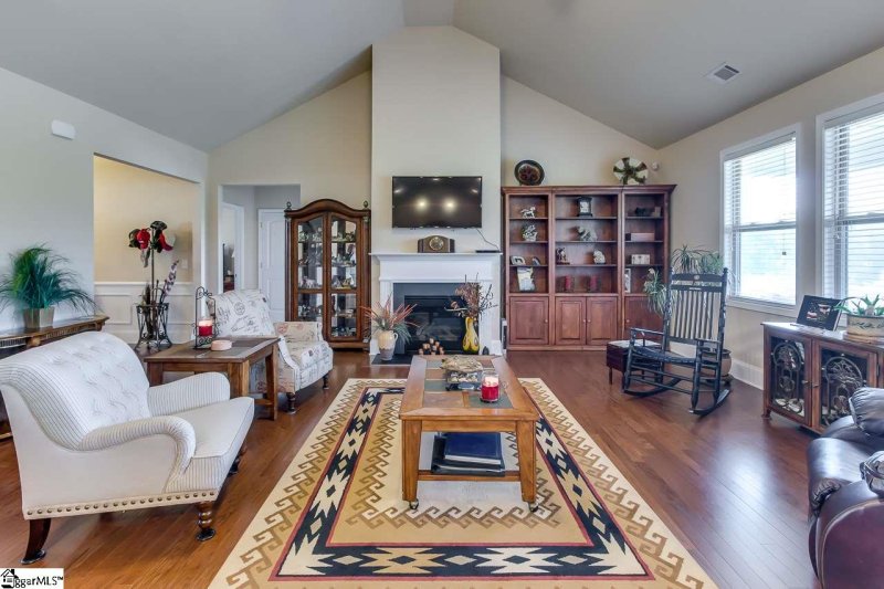 Property image 2 at 117 Rolling Meadow Court, Anderson, SC 29621