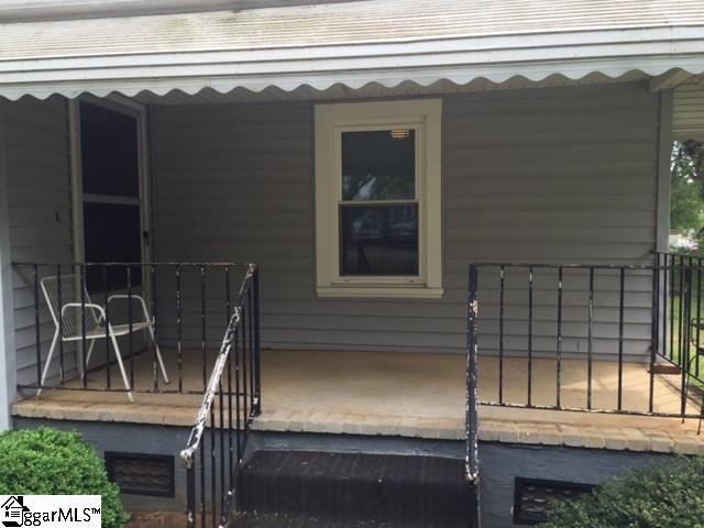 Property image 2 at 515 Palmetto Avenue, Greenville, SC 29617