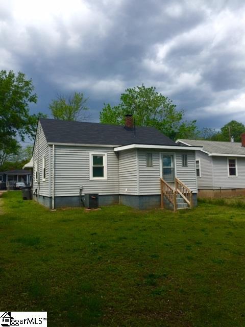 Property image 3 at 515 Palmetto Avenue, Greenville, SC 29617