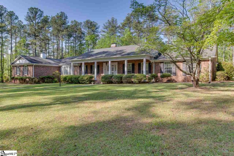 Property image 2 at 105 Wilderness Drive, Laurens, SC 29360