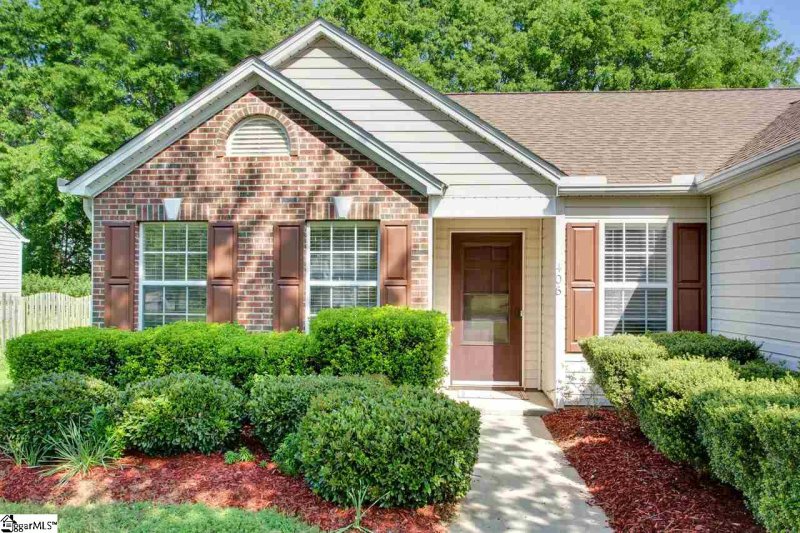 Property image 3 at 406 Revis Creek Court, Simpsonville, SC 29681