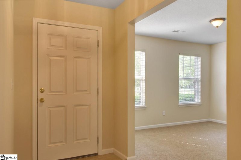 Property image 4 at 406 Revis Creek Court, Simpsonville, SC 29681