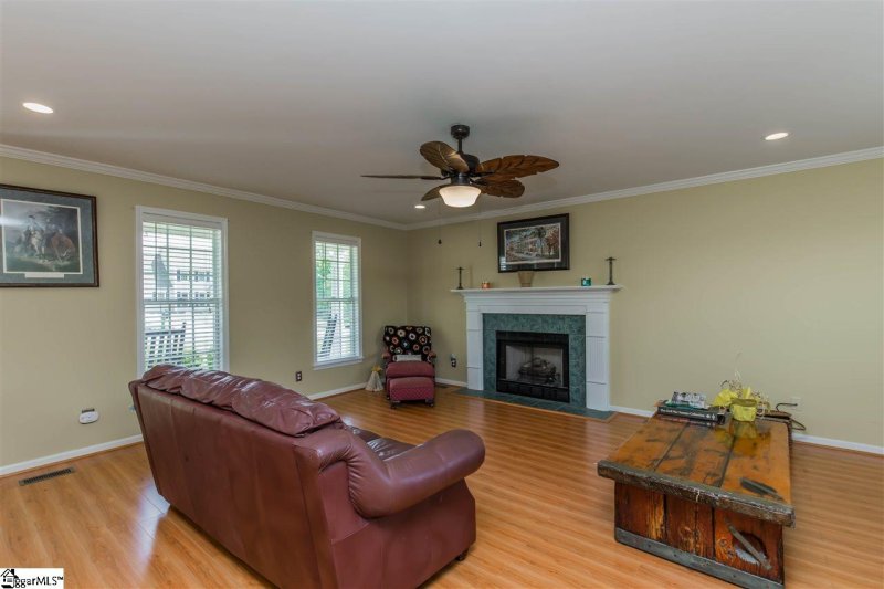 Property image 5 at 246 E Autumn Ridge Road, Moore, SC 29369