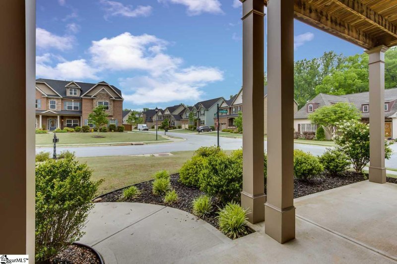Property image 3 at 1 Huntingtower Lane, Simpsonville, SC 29681
