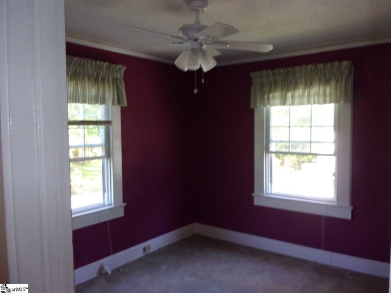 Property image 4 at 100 Alice Street, Greenville, SC 29611