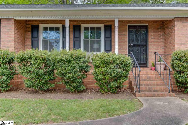 Property image 2 at 11 Overton Avenue, Greenville, SC 29617