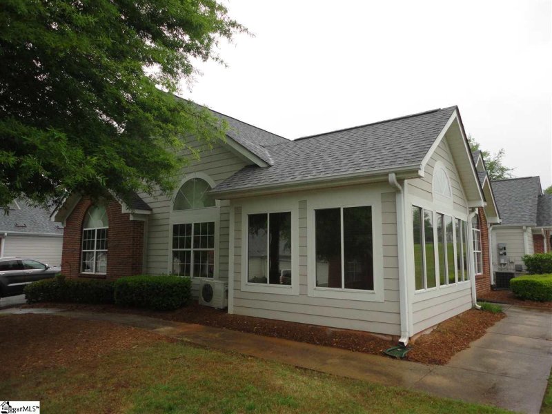 Property image 2 at 1502 Heritage Club Drive, Greenville, SC 29615