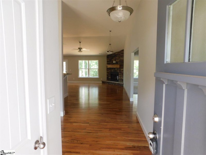 Property image 3 at 128 Honey Girl Lane, Lyman, SC 29365