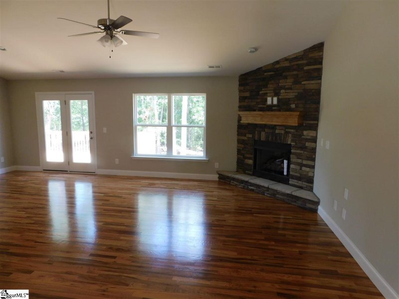 Property image 5 at 128 Honey Girl Lane, Lyman, SC 29365