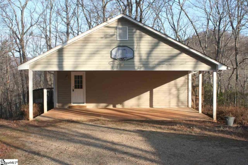 Property image 2 at 307 Mountain Lake Lane, Travelers Rest, SC 29690-7734