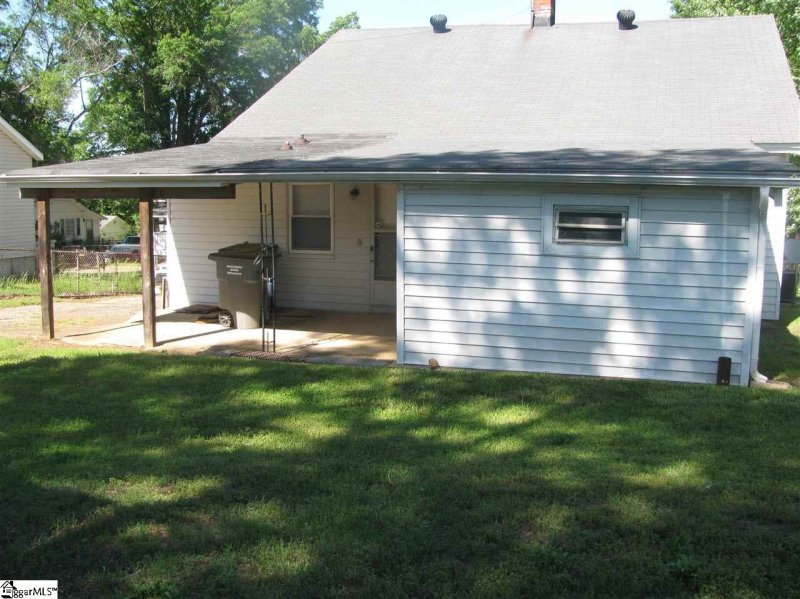 Property image 3 at 1122 Bennett Street, Greenville, SC 29611-4765