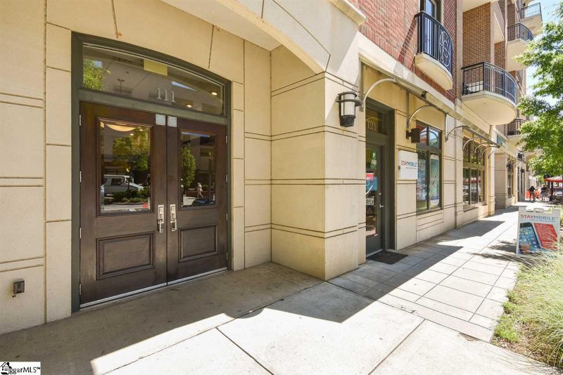 Property image 2 at 111 E McBee Avenue, Greenville, SC 29601