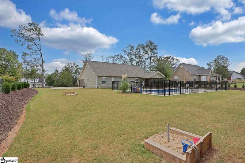 Property image 5 at 460 Sunset Pointe Drive, Lyman, SC 29365