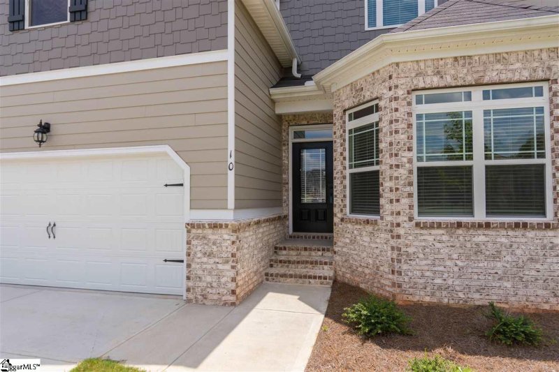 Property image 2 at 10 Adams Creek Place, Simpsonville, SC 29681