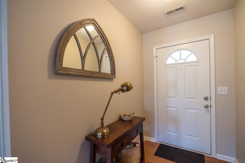 Property image 2 at 8 CLEMATIS Drive, Taylors, SC 29687