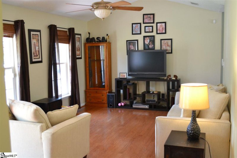 Property image 2 at 5419 Parris Bridge Road, Boiling Springs, SC 29316