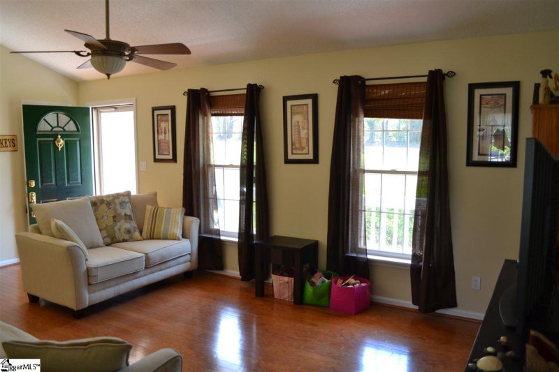 Property image 3 at 5419 Parris Bridge Road, Boiling Springs, SC 29316