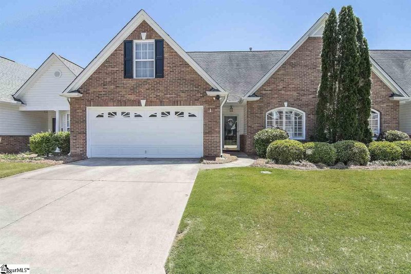 Property image 2 at 120 High Crest Court, Simpsonville, SC 29681