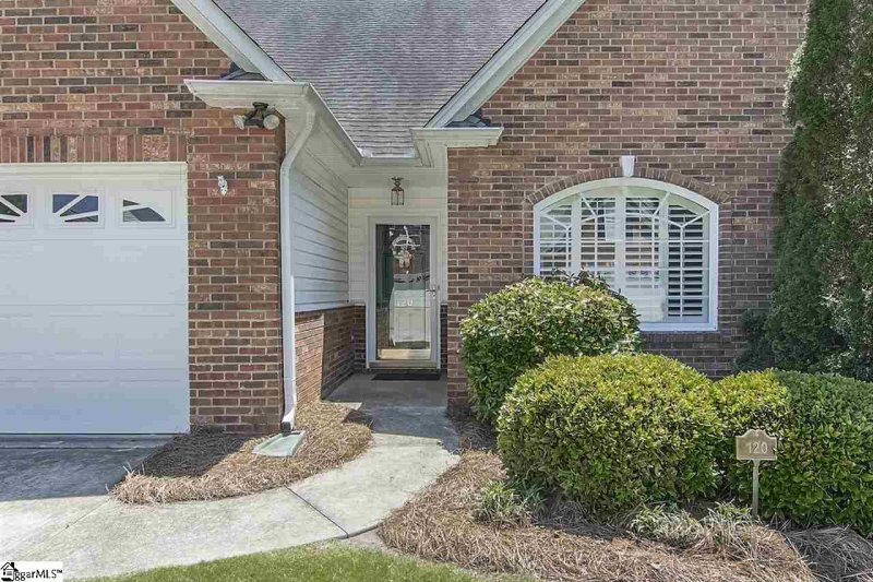 Property image 3 at 120 High Crest Court, Simpsonville, SC 29681