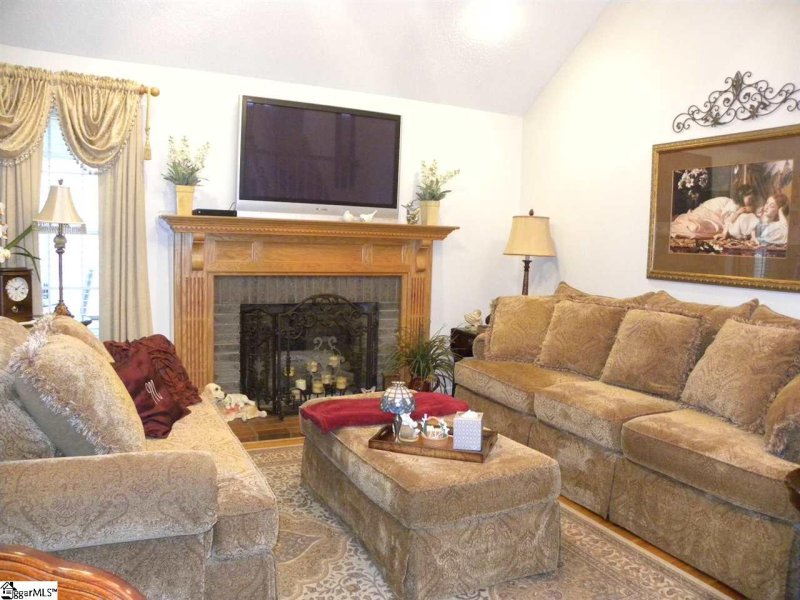 Property image 5 at 204 Oakwood Estates Drive, Anderson, SC 29621-2457