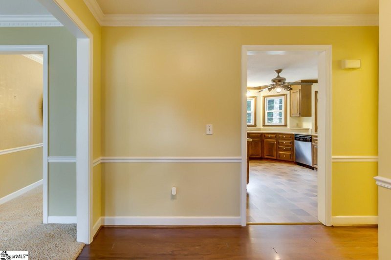 Property image 3 at 9 Double Oak Court, Taylors, SC 29687