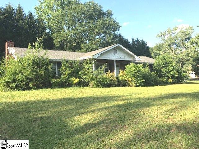 2 Heathwood Circle