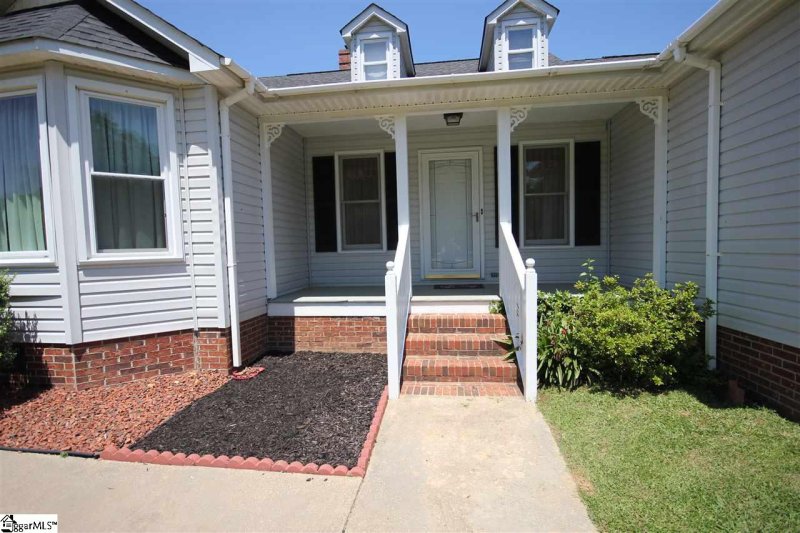 Property image 3 at 2722 HIGHWAY 86, Piedmont, SC 29673